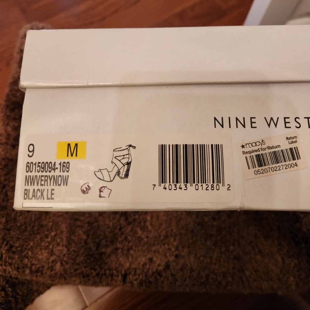 Nine West black strap sandals